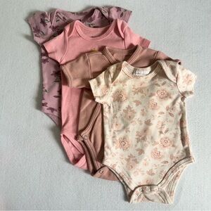 4 pcs. Baby bodysuit